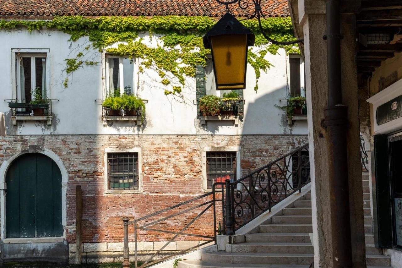 San Giacomo Pied-A-Terre House By Wonderful Italy Velence Kültér fotó