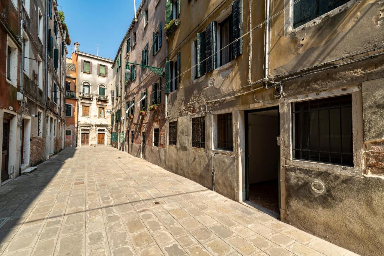San Giacomo Pied-A-Terre House By Wonderful Italy Velence Kültér fotó